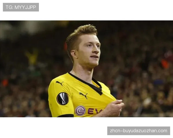 特写：老将罗伊斯在2026年3月比赛中替补登场后策动关键进球的传球分析